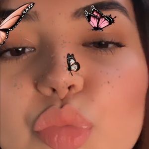 Meet your Posher, Yasmine